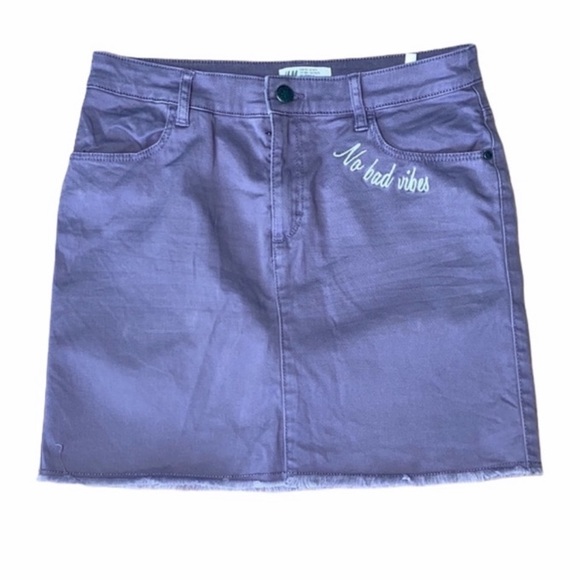 H&M Other - H&M Purple 'No Bad Vibes' Skirt, size M